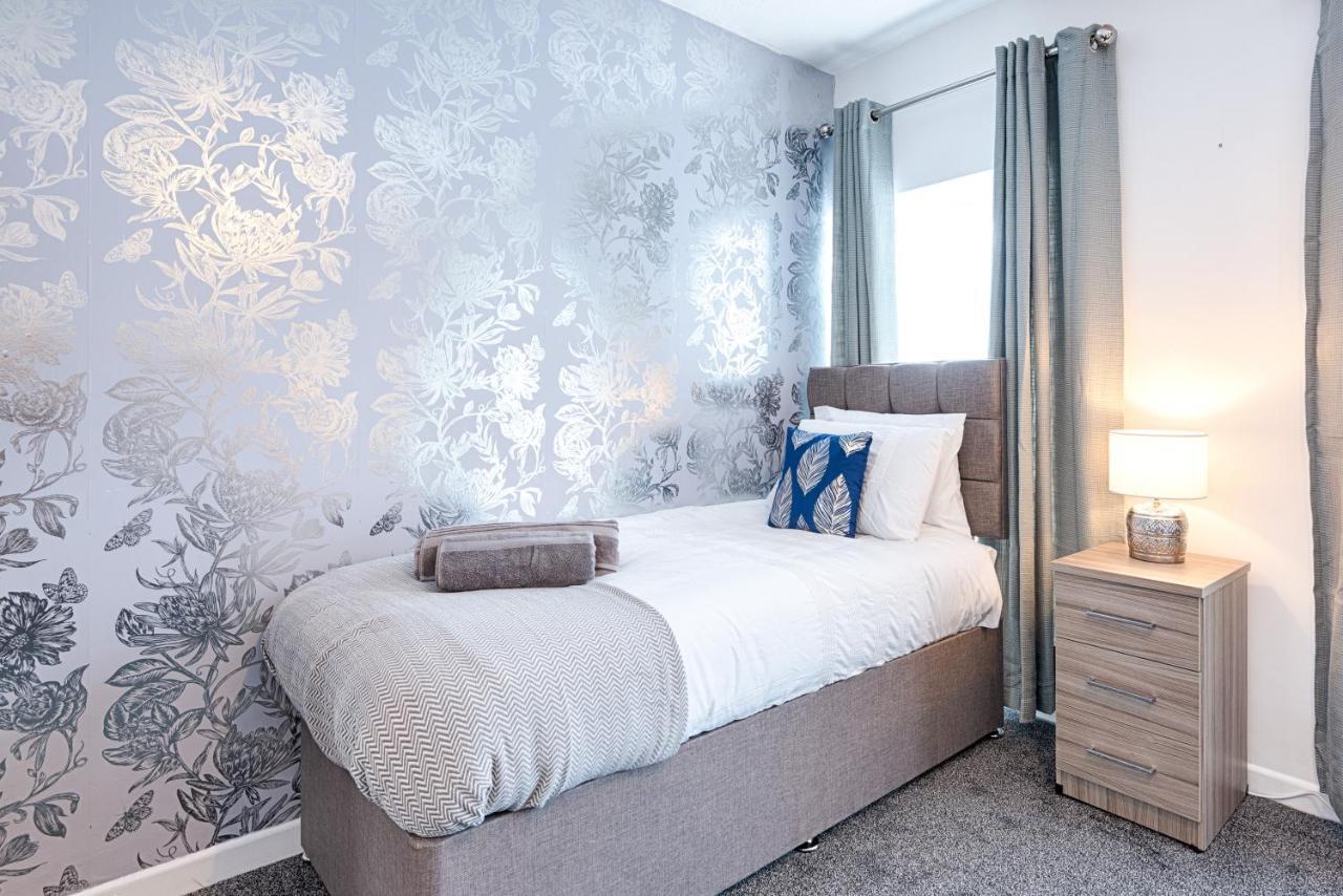Free Parking, Spacious Rooms, Smart Tv'S All Rooms スウォンジー エクステリア 写真